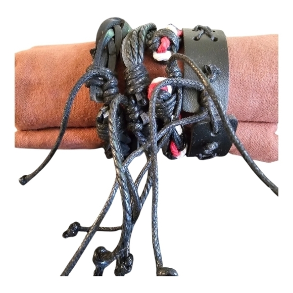 Adjustable Black Leather Wristbands Bracelet Set Unisex - Picture 6 of 6